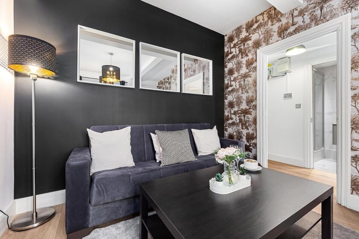 Central London Luxury, Relaxing Apartment! 2 Mins From Paddington Station! 客房 照片